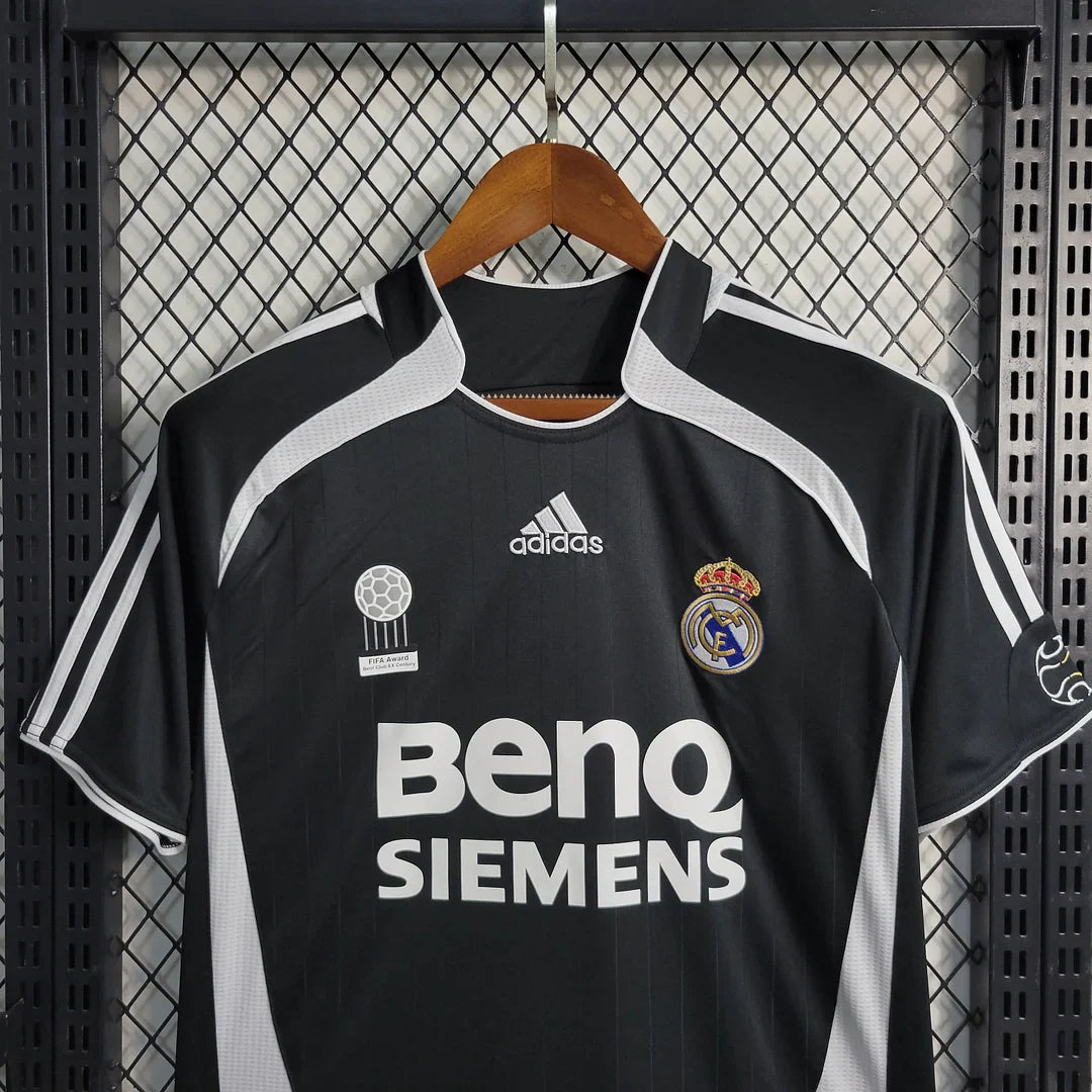 2006/2007 Retro Real Madrid Away Football Shirt