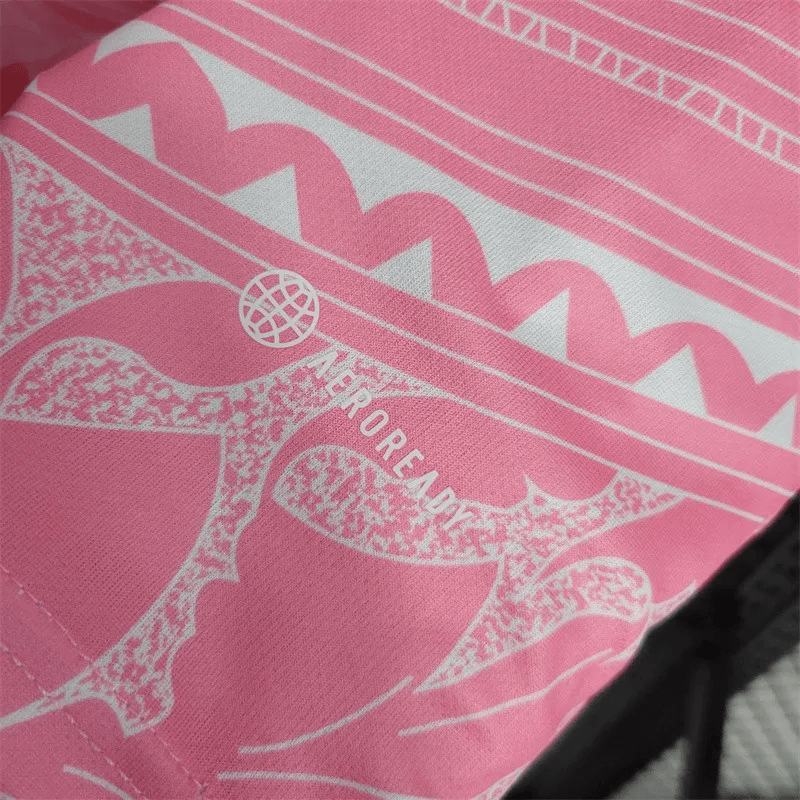 2023/2024 Italy Special Edition Pink Football Shirt