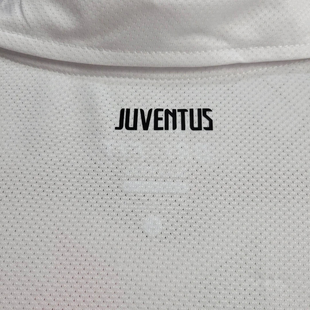 2010/2011 Retro Juventus Away Football Shirt