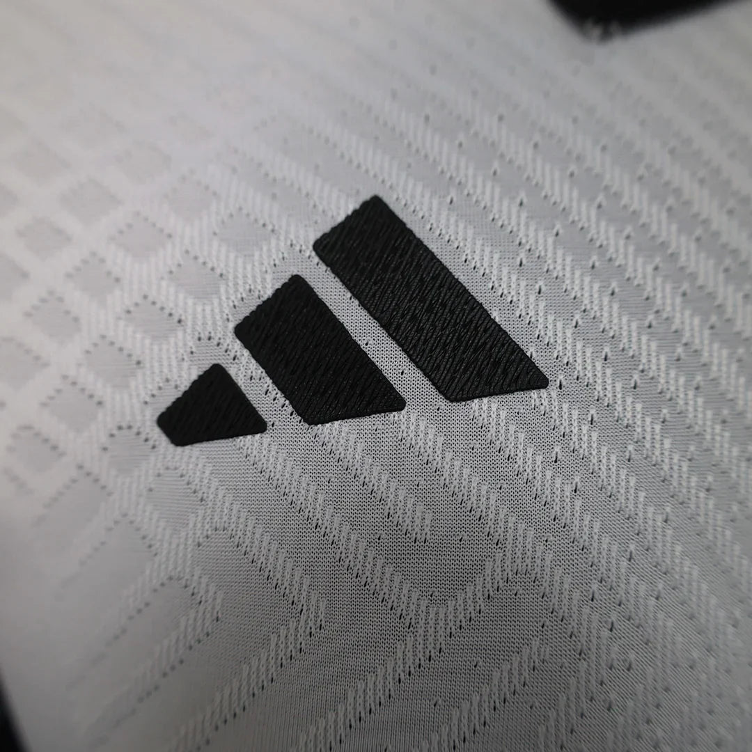 2023/2024 Japan Special Edition Football Shirt - Player Version