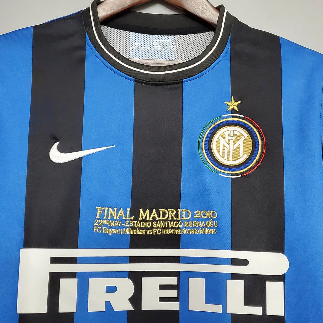 2009/2010 Retro Internazionale Milan Home UEFA Champions League Edition Football Shirt