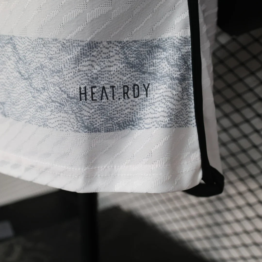 2023/2024 Juventus Away Football Shirt - Player Version