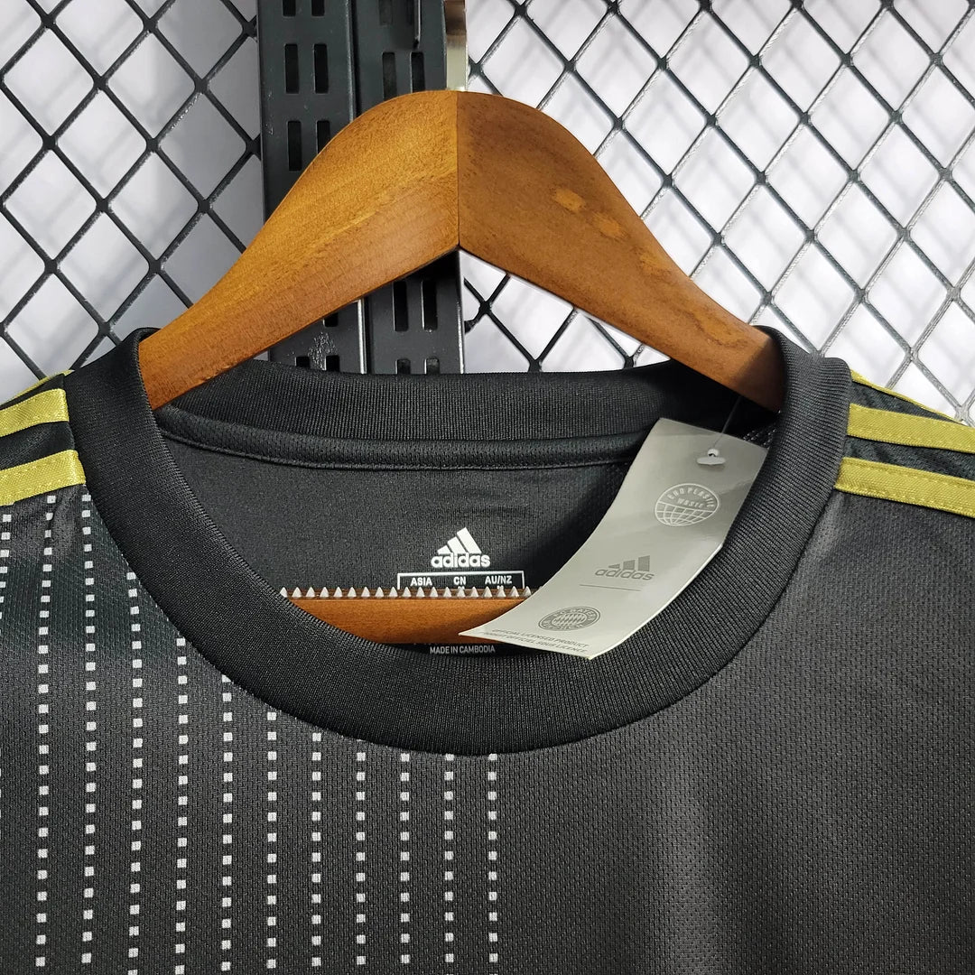 2021/2022 Retro Bayern Munich Away Football Shirt