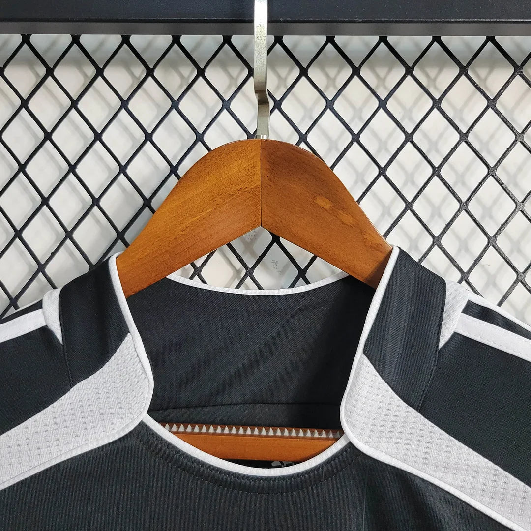 2006/2007 Retro Real Madrid Away Football Shirt