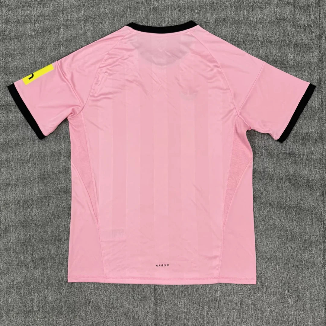 2025/2026 Newcastle United Goalkeeper Football Shirt