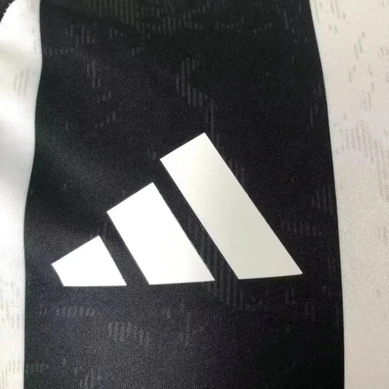 2024/2025 Juventus Home Football Shirt - Player Version