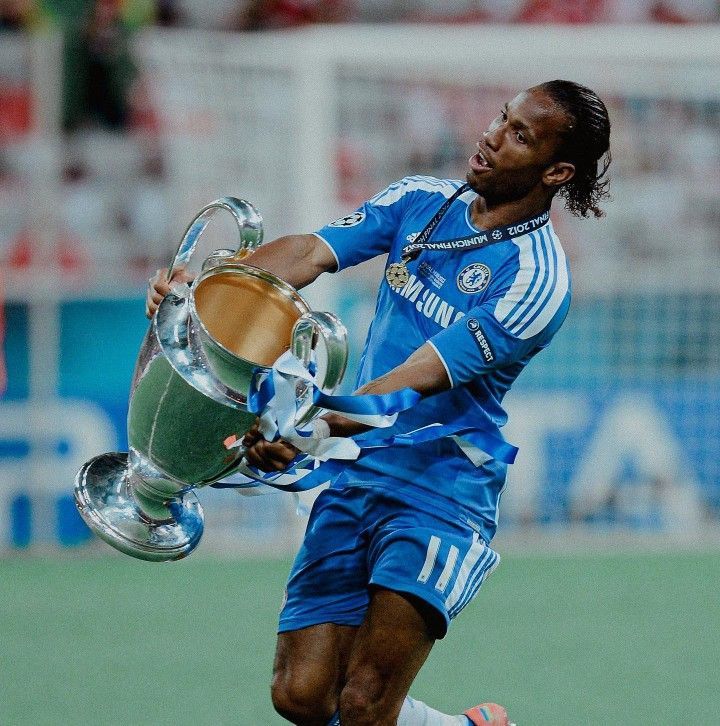 2011/2012 Retro Chelsea Home Football Shirt