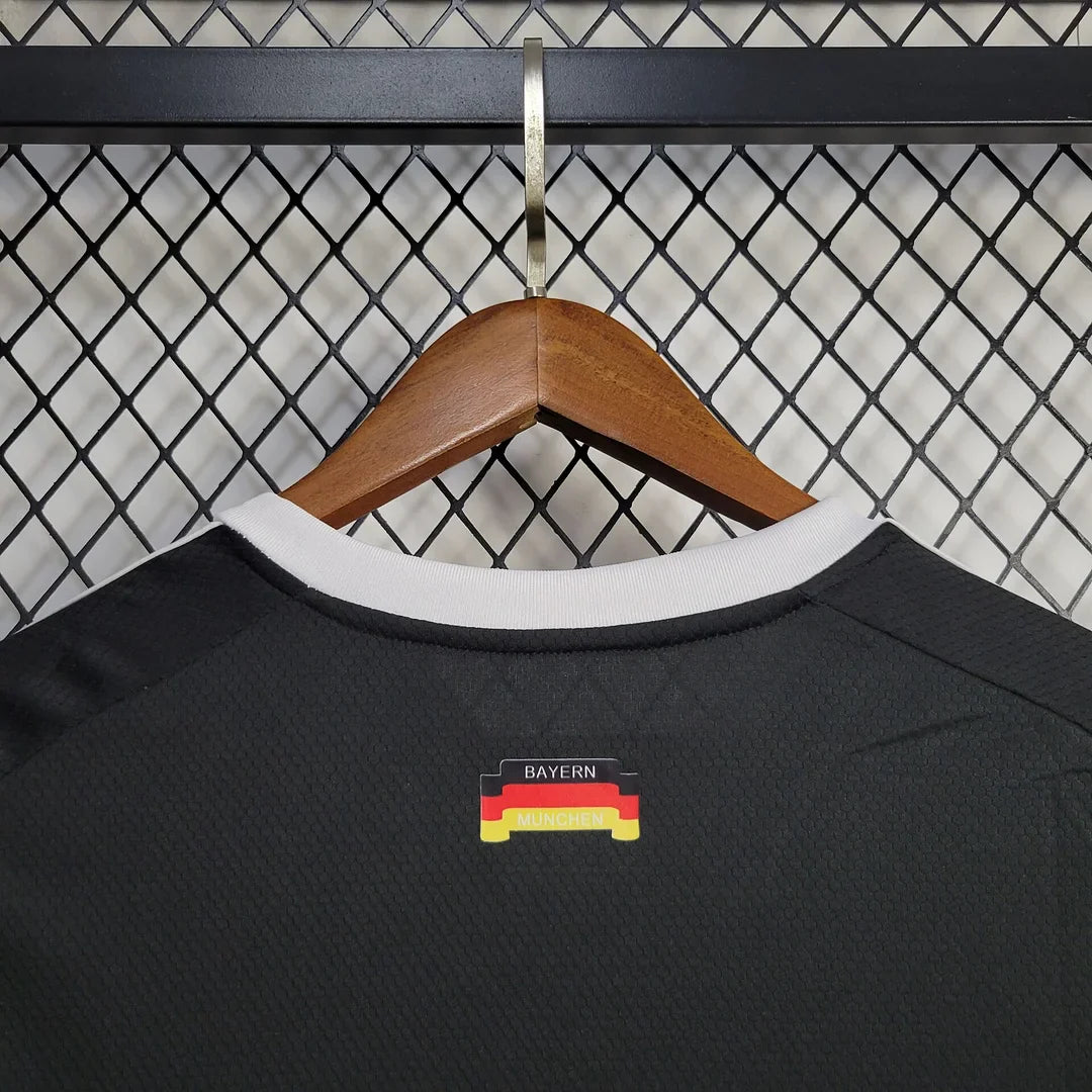 2024/2025 Bayern Munich Training Kit