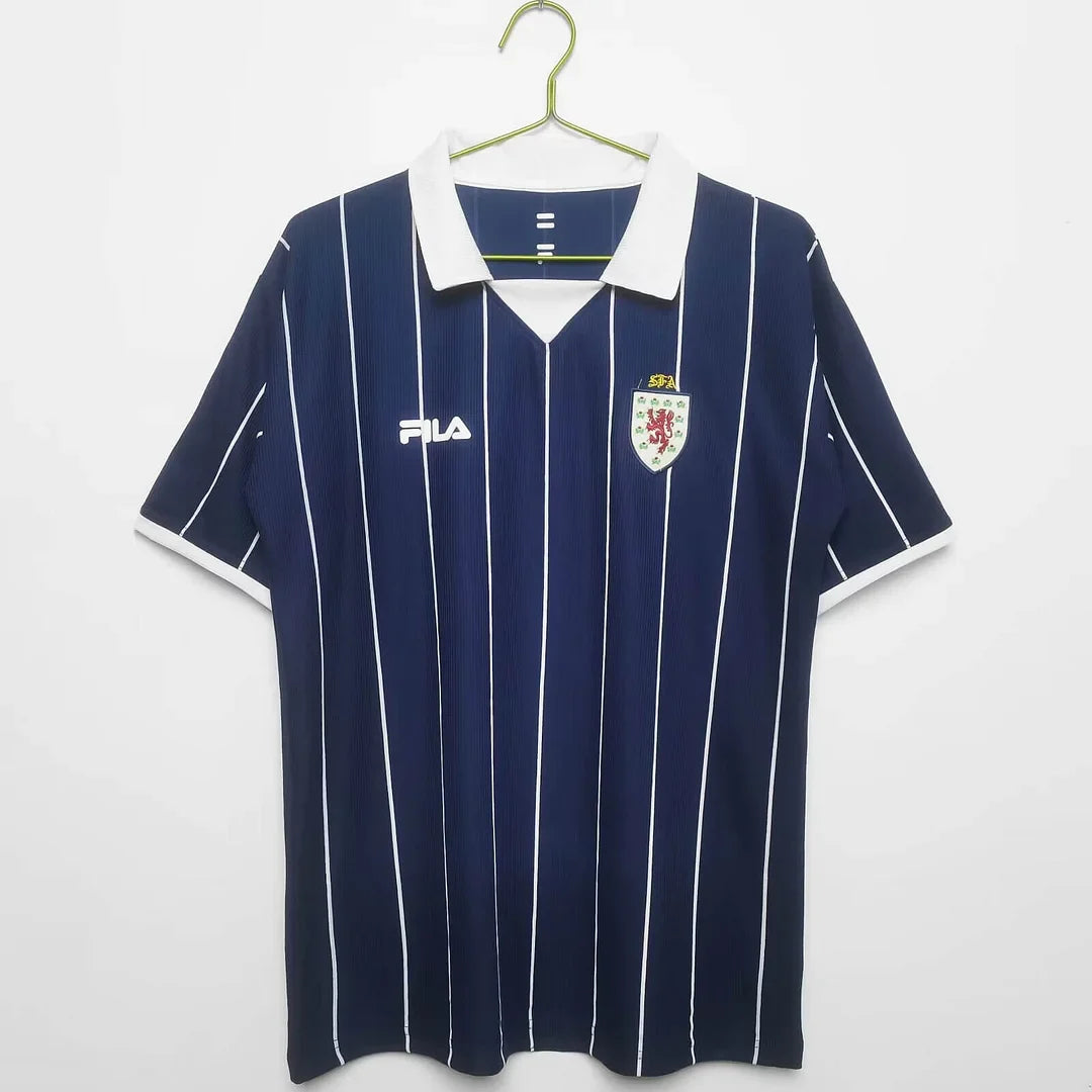 2002/2003 Retro Scotland Home Football Shirt