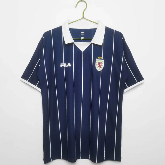 2002/2003 Retro Scotland Home Football Shirt