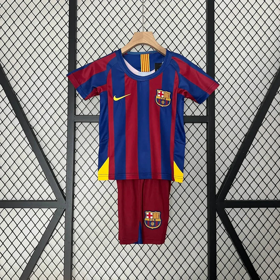 2005/2006 Retro Barcelona Home Football Shirt Kids Size