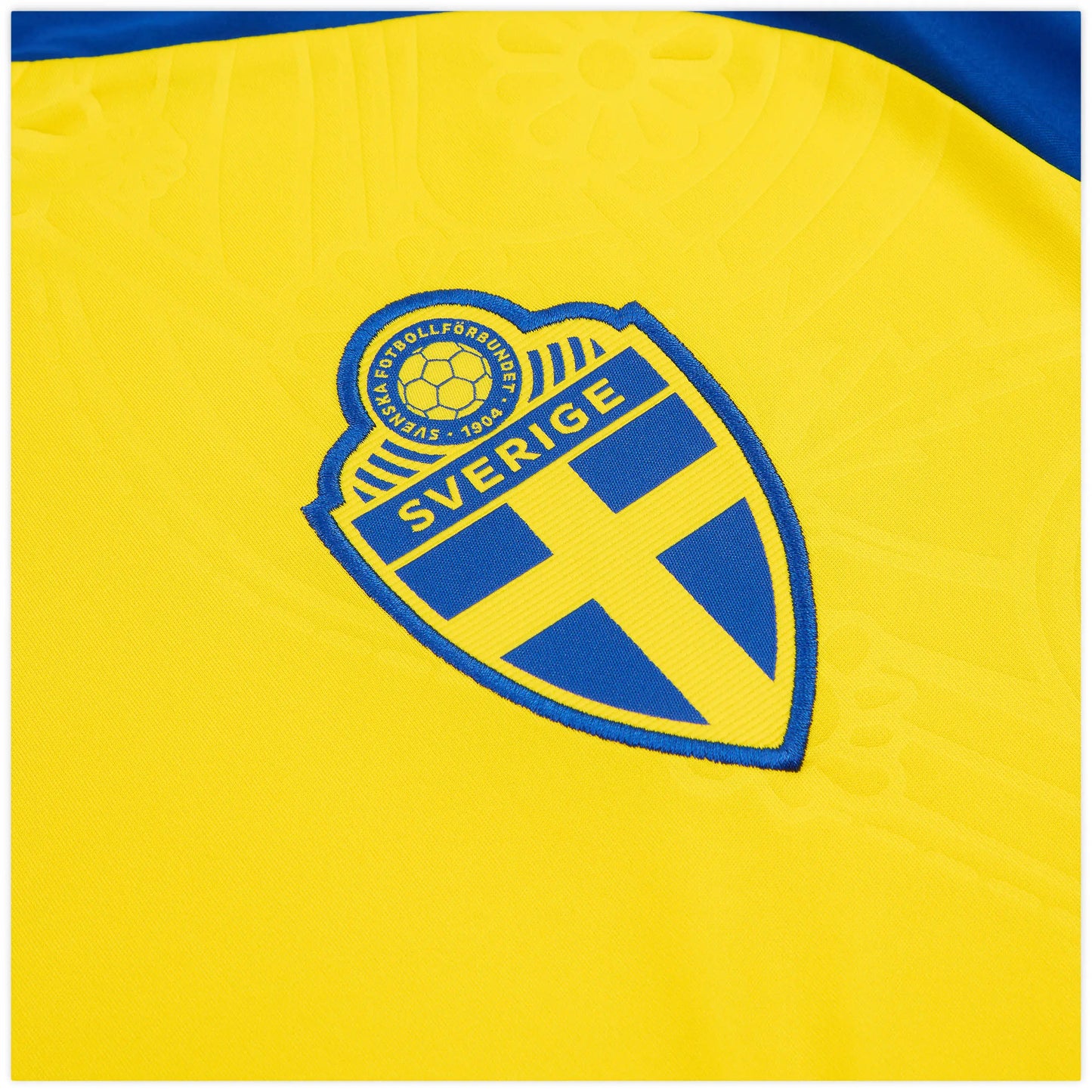 2025/2026 Sweden Home Football Shirt